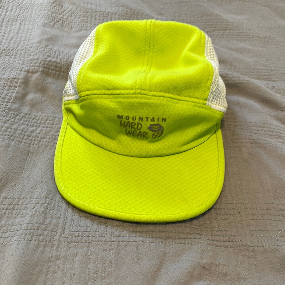 Mountain Hardwear ventilated running/hiking cap